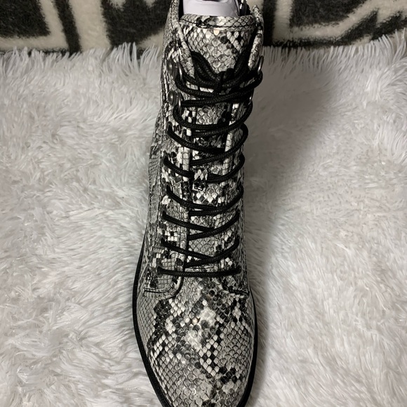 🆕INDIGO RD Imara Snake Embossed Print Combat Boot - Picture 6 of 16